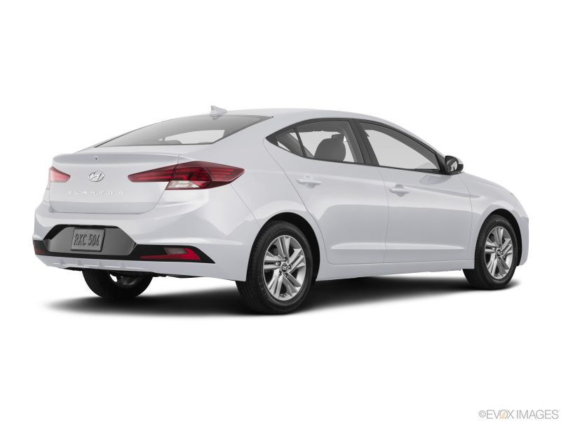 Hyundai Elantra автопрокат