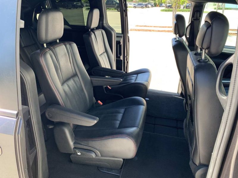 Dodge Grand Caravan GT pic #1314