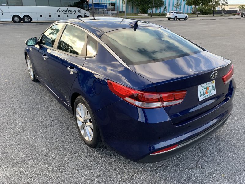 Kia Optima pic #1411