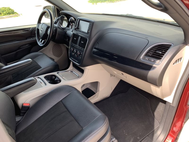 Dodge Grand Caravan pic #1468