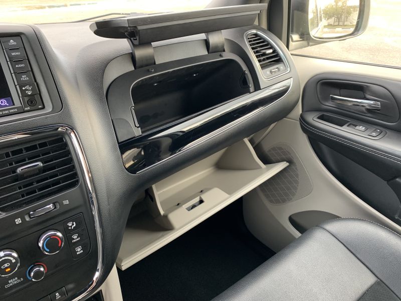 Dodge Grand Caravan pic #1716