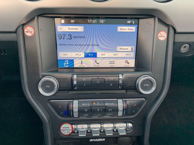 Ford Mustang pic #2033