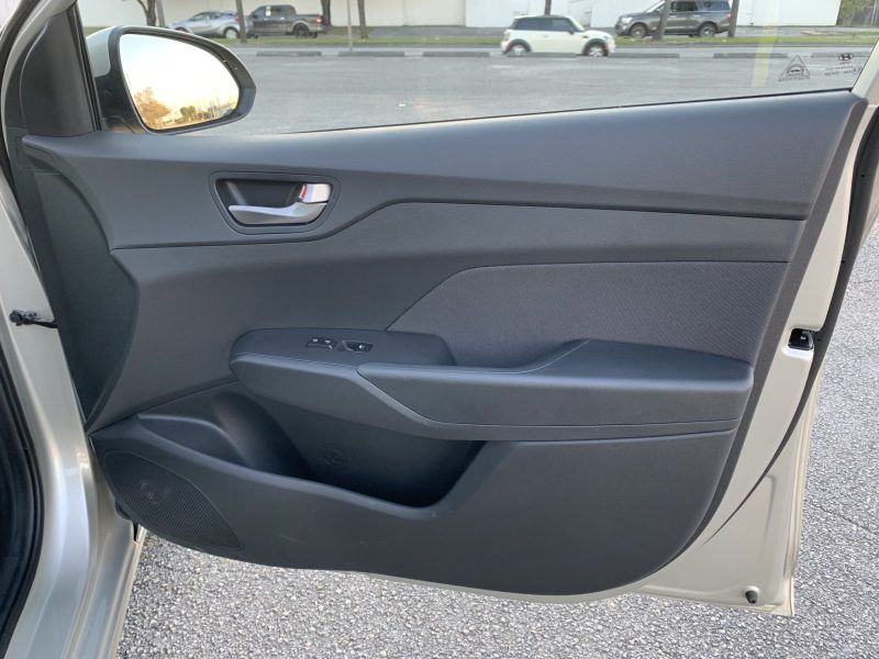 Hyundai Accent pic #210