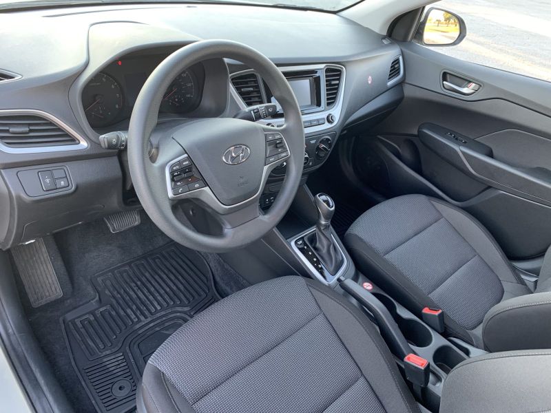 Hyundai Accent pic #216