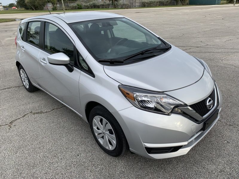 Nissan Versa Note for rent