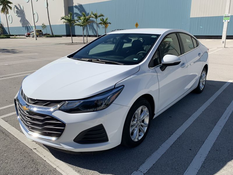 Chevrolet Cruze noleggio a lungo termine a Miami, Florida
