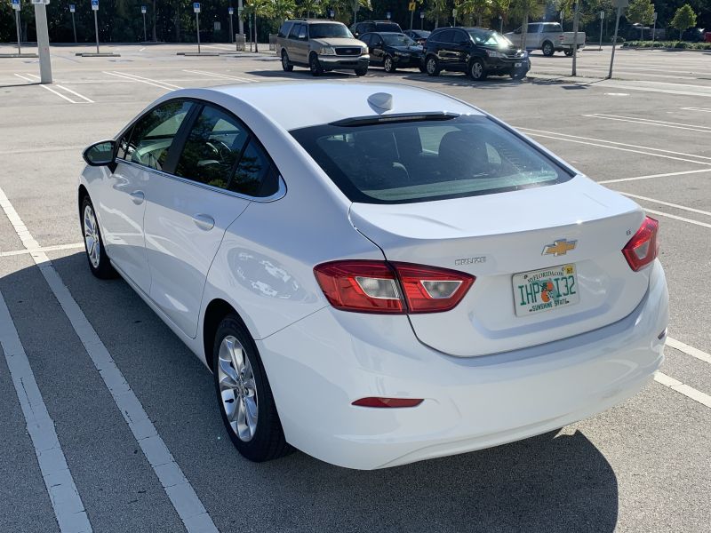 Chevrolet Cruze a noleggio