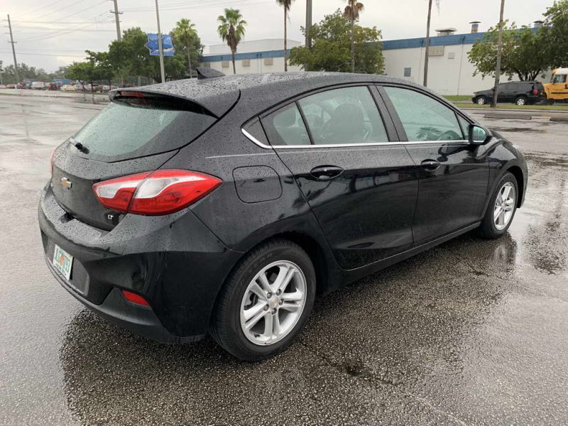 Chevrolet Cruze a noleggio