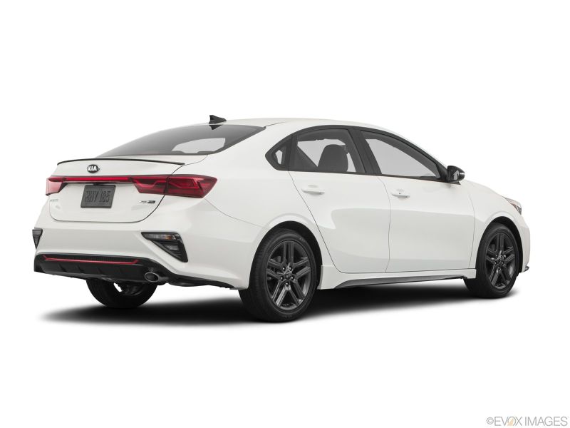 Kia Forte alquiler del coche