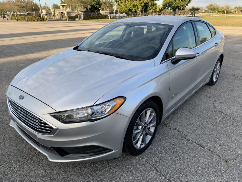 Ford Fusion Hybrid long-term rental in Miami, Florida