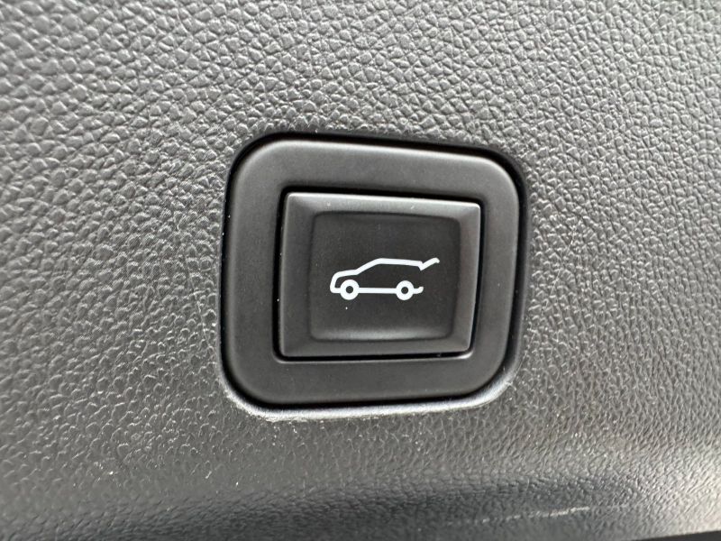 Chevrolet Suburban pic #3823