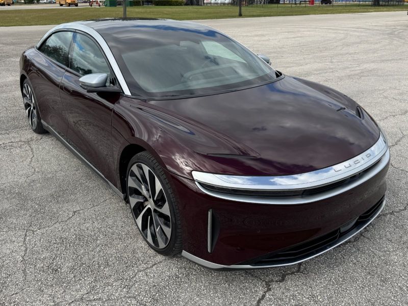 Lucid Air rental