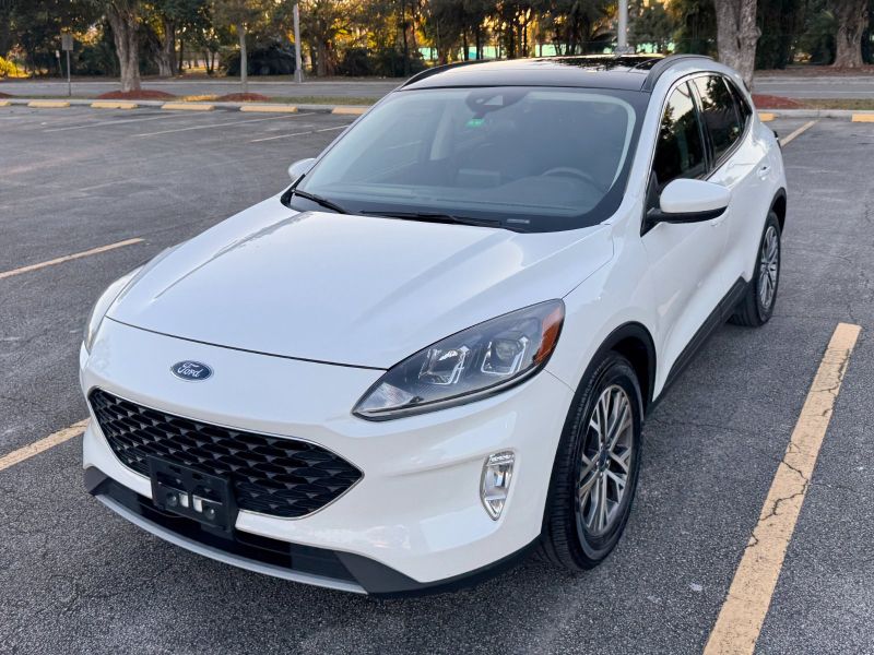 Ford Escape SE uzun süreli kiralama Miami, Florida'da