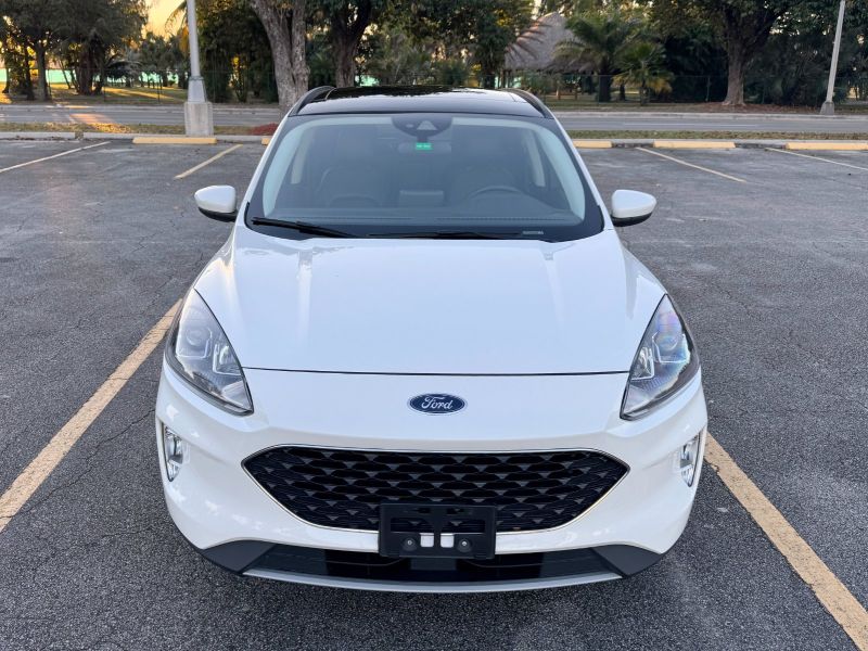 Ford Escape SE kiralama