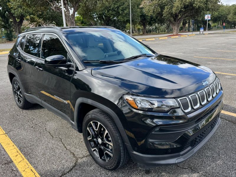 Jeep Compass zu vermieten