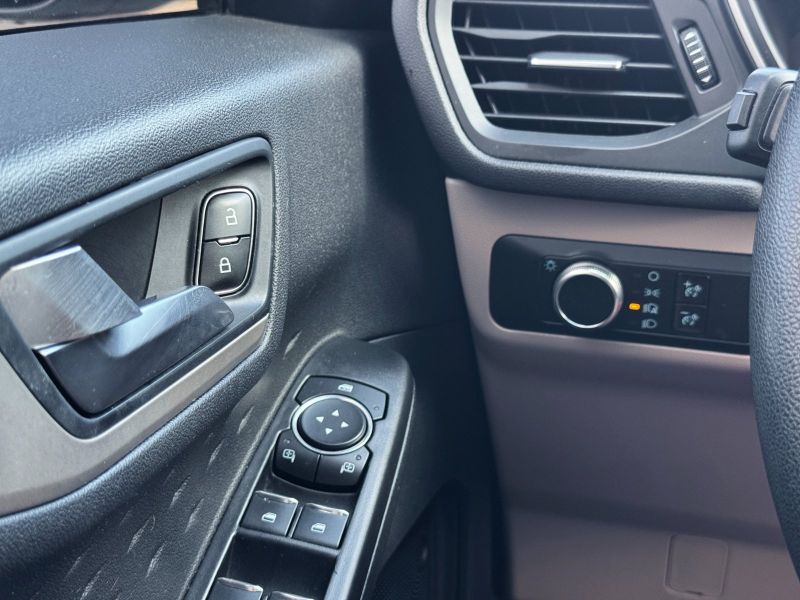 Ford Escape SE pic #4475