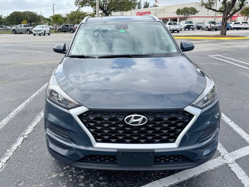 Hyundai Tucson noleggio