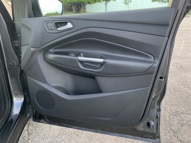 Ford Escape SE pic #476