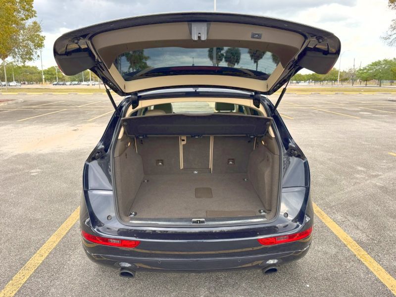 Audi Q5 Hybrid for hire