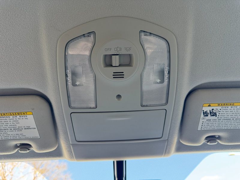 Toyota Prius Five pic #4928