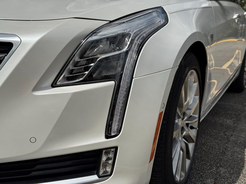 Cadillac CT6 Plug-In Hybrid pic #4978