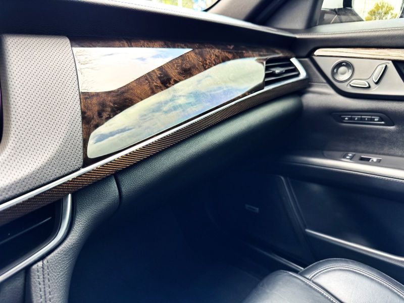 Cadillac CT6 Plug-In Hybrid pic #5005