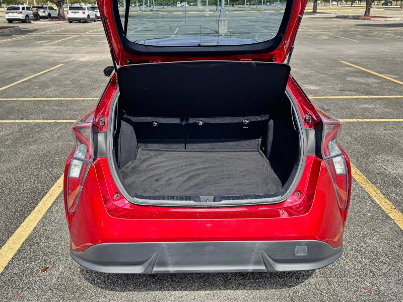 Toyota Prius Touring pic #5071