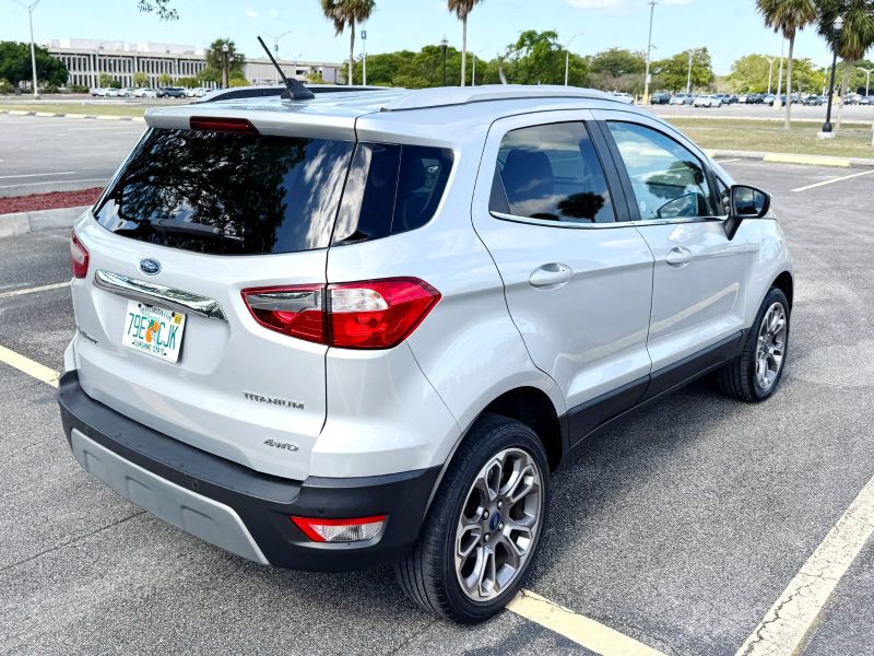 Ford EcoSport for hire