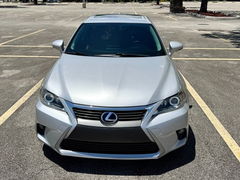 Lexus CT200 Hybrid aluguel do carro