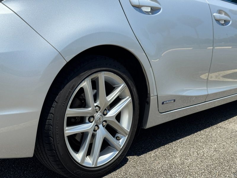 Lexus CT200 Hybrid pic #5310