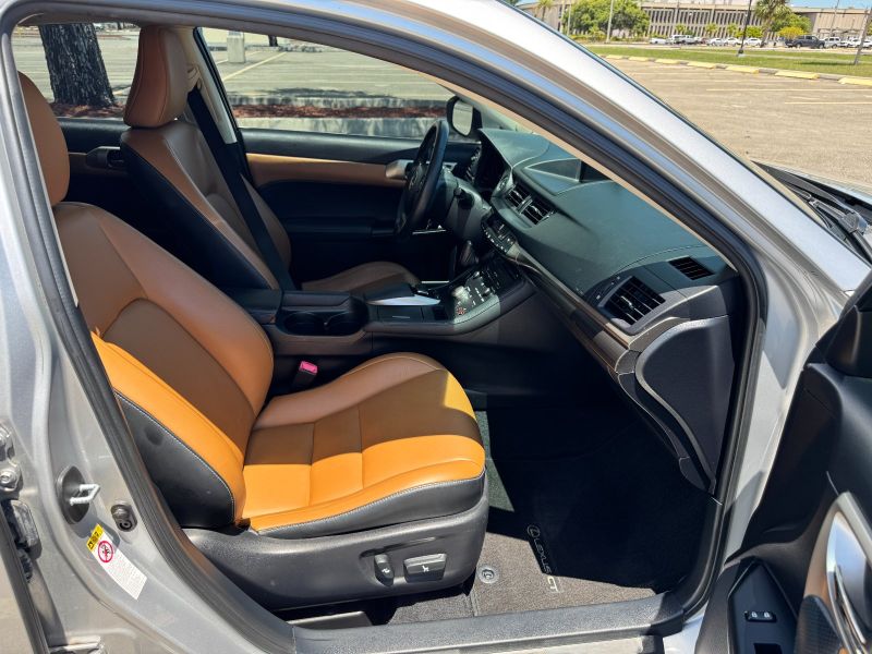 Lexus CT200 Hybrid pic #5319