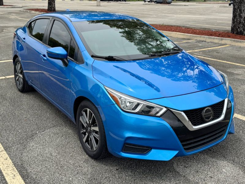 Nissan Versa SV for rent