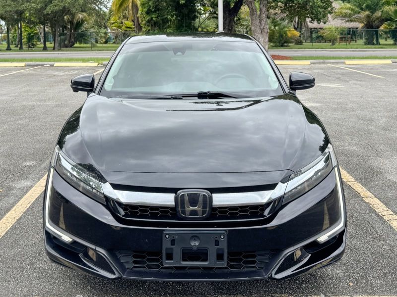 Honda Clarity Plug-In Hybrid rental