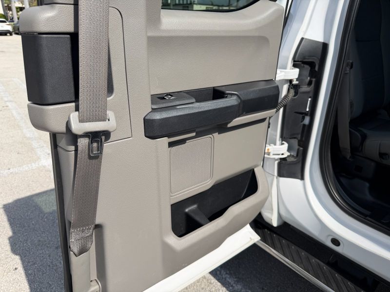 Ford F150 XL Ext Cab pic #5498