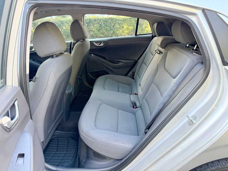 Hyundai Ioniq Hybrid  pic #5608