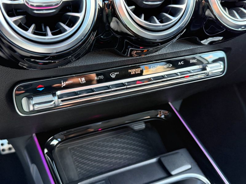 Mercedes-Benz GLB 250 pic #5883