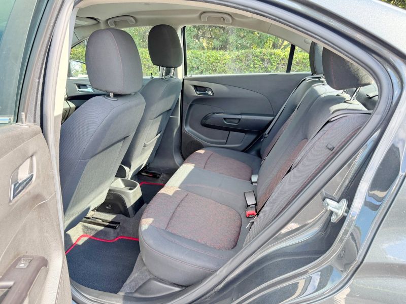 Chevrolet Sonic pic #5929