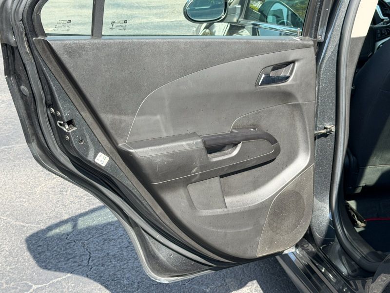 Chevrolet Sonic pic #5930