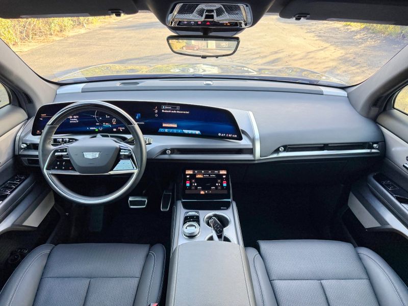 Cadillac Vistiq 900 e4 pic #6080