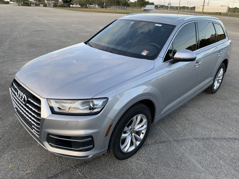 Audi Q7 long-term rental in Miami, Florida