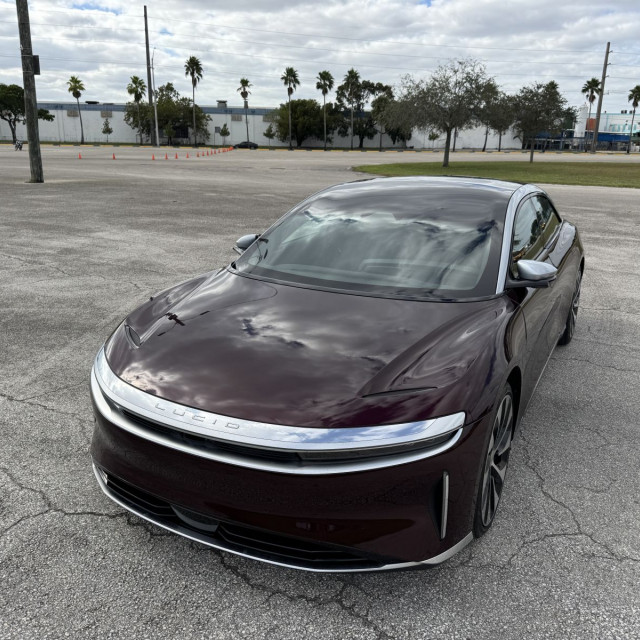 lucid rental miami