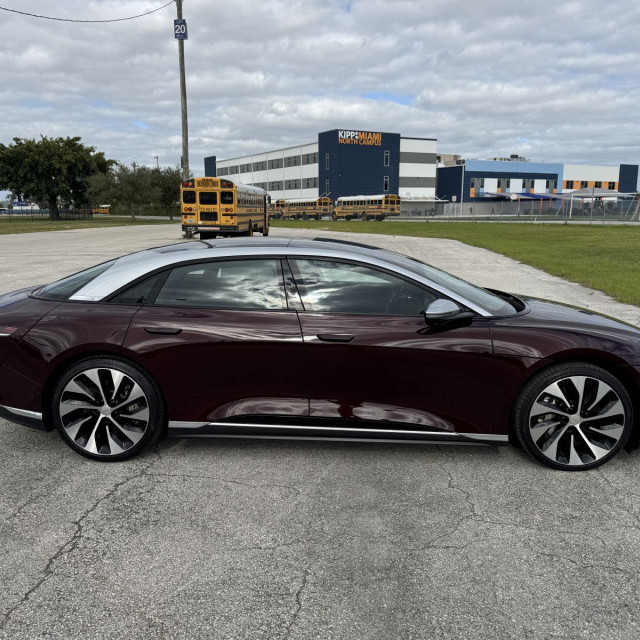 lucid rental miami airport