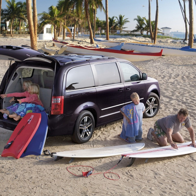 van rental miami international airport